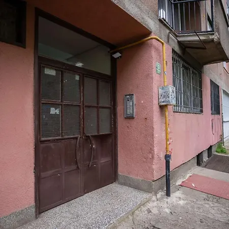 Apartment A&e Living *